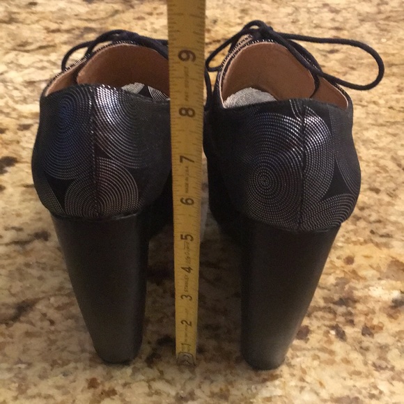 Penny Loves Kenny Platform Shoes, size 7.5. - Picture 3 of 7